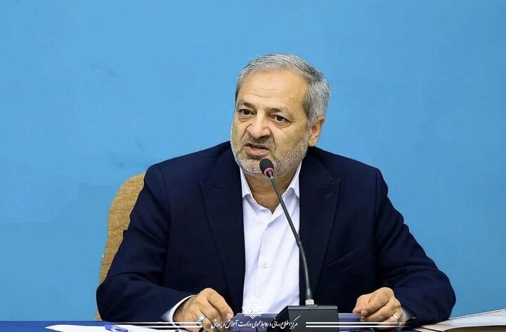 پاسخ وزیر آموزش‌وپرورش به شایعه الزام دانش‌آموزان به حضور در کلاس درس با پلاک