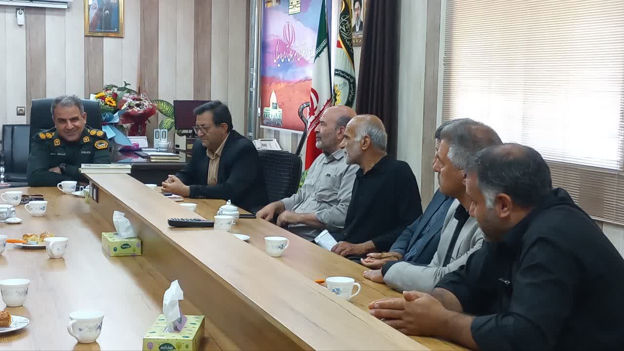 تأکید فرمانده انتظامی آران و بیدگل بر نقشآفرینی هیئات مذهبی در صیانت از نسل نوجوان و جوان