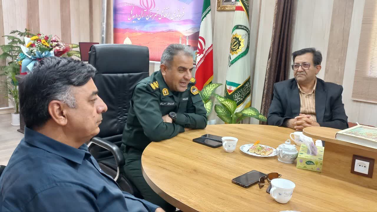 تأکید فرمانده انتظامی آران و بیدگل بر نقش‌آفرینی هیئات مذهبی در صیانت از نسل نوجوان و جوان