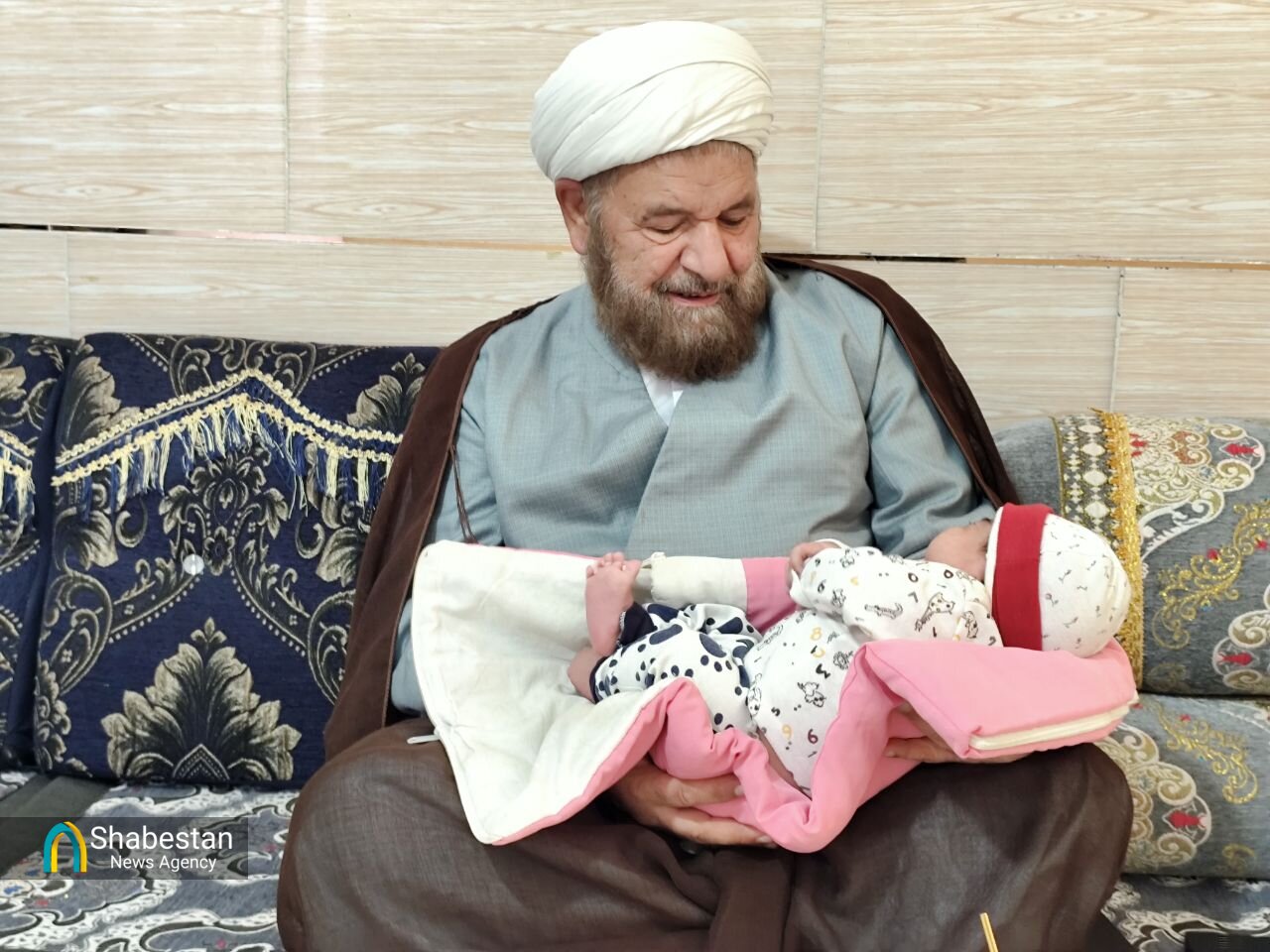 وقتی حمایت از فرزندآوری از تریبون نماز جمعه به عمل می‌رسد