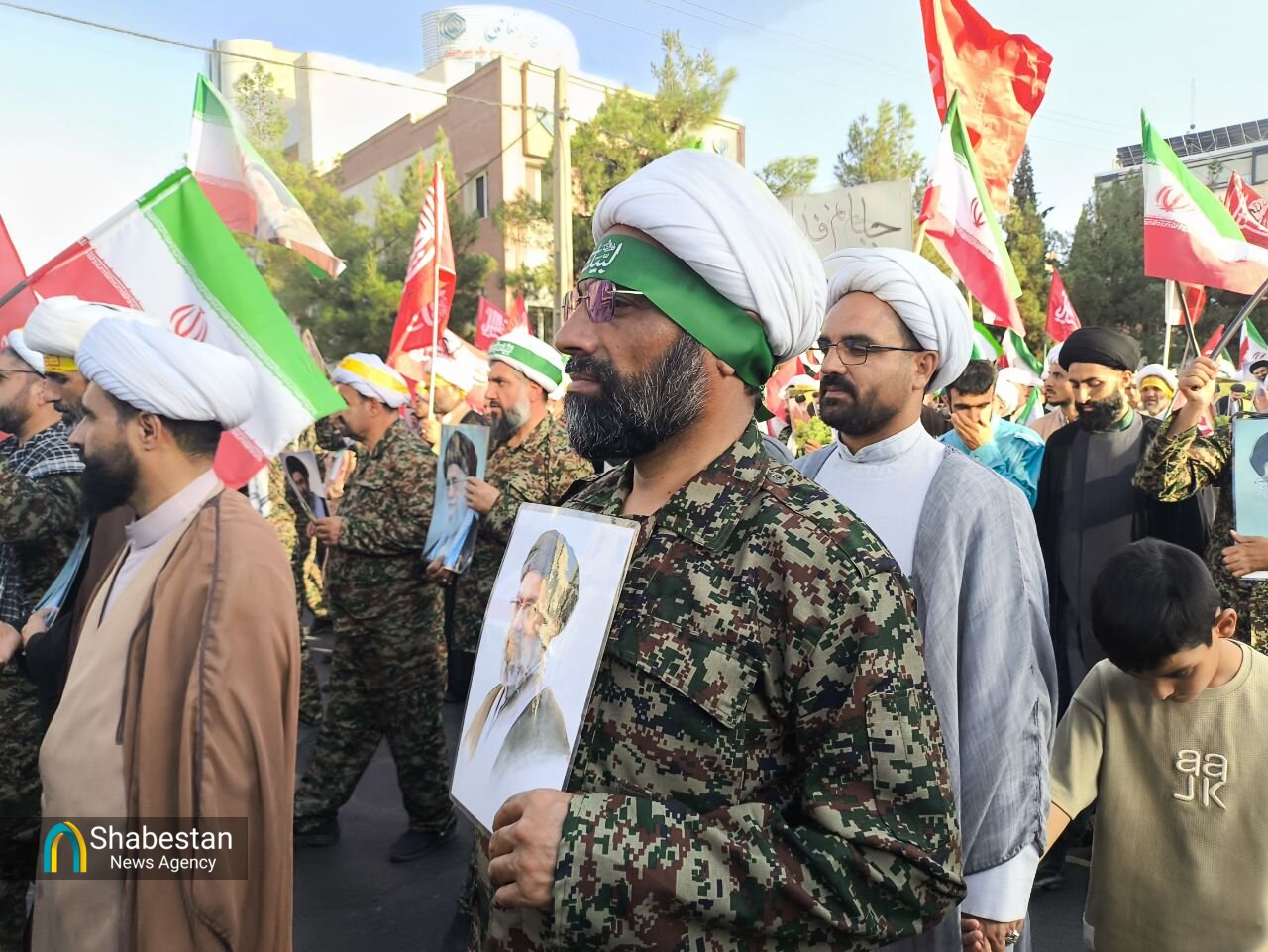 عمامه‌ها در صف حماسه/ روایت لبیک روحانیون بیرجند به رهبر انقلاب
