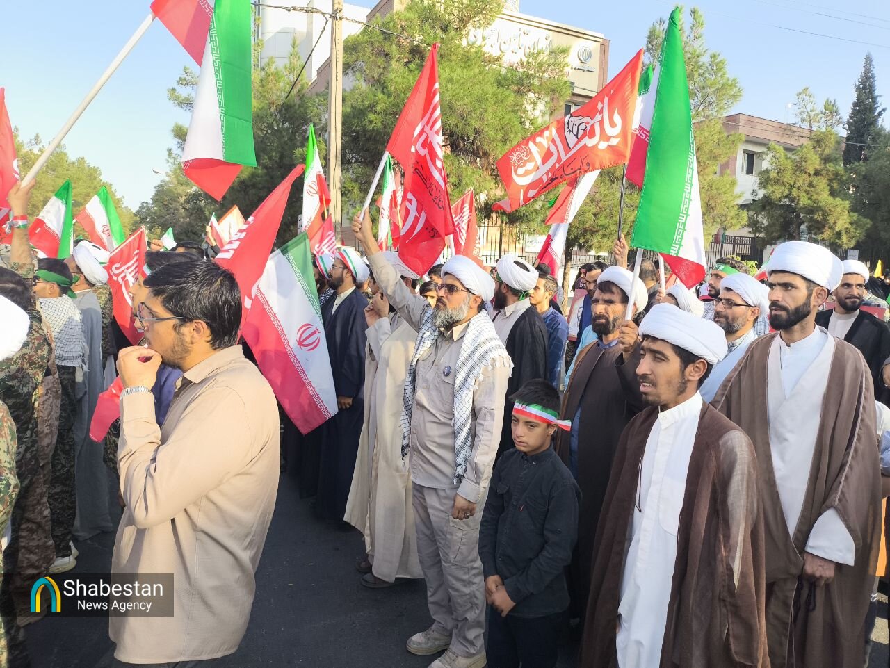 عمامه‌ها در صف حماسه/ روایت لبیک روحانیون بیرجند به رهبر انقلاب