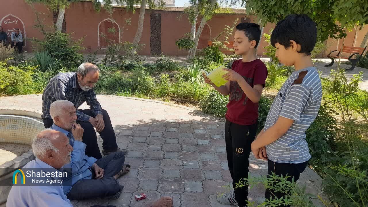 پیوند خانواده‌ها با کتاب ایده نوآورانه بچه‌های مسجد روستای جلال آباد