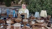 از پشت‌بام خانه تا خلق هنر با چوب/ روایت کارآفرین بیرجندی از دغدغه بازار فروش