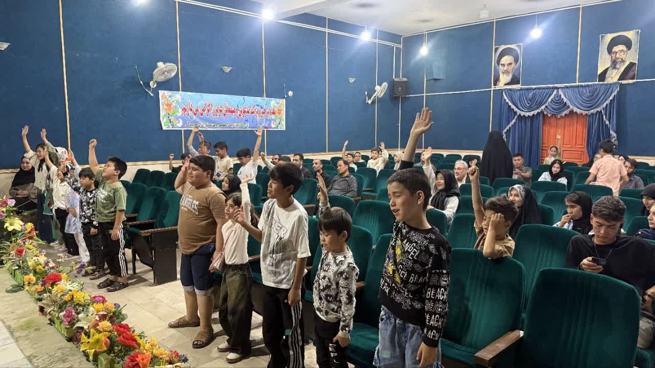 آیین پاسداشت ادبیات کودک افغانستان در آرانوبیدگل برگزار شد؛ پیوند ادبیات با یاد کودکان شهید