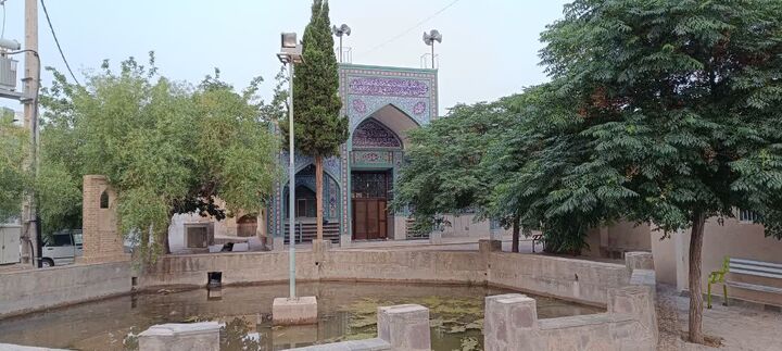 مسجد جامع «چاج» کانون پویایی و همدلی اهالی روستا/ از کلاس‌های هنری تا پرچم‌گردانی شبانه