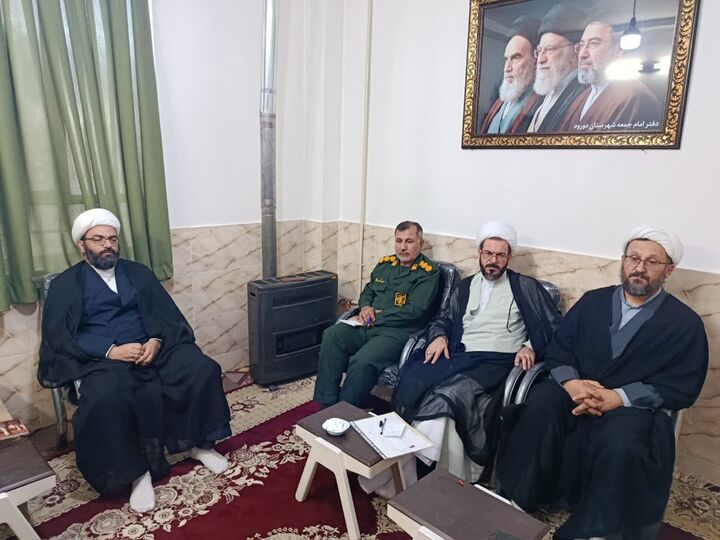 مسجد سنگر اصلی فرهنگ و پایگاه مستحکم انقلاب اسلامی است