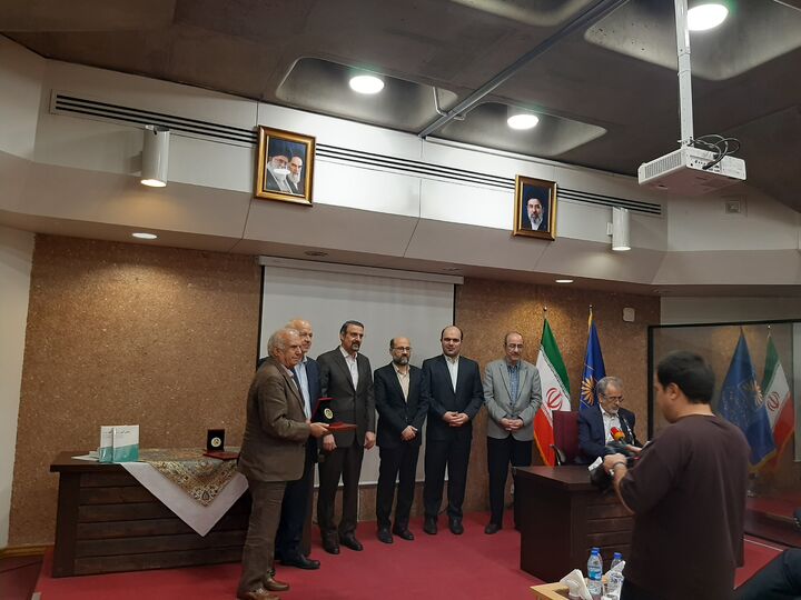 امیرخانی: حافظ در متن زندگی ایرانیان است/ سنایی: شعر و ادبیات فارسی، از بزرگ‌ترین سرمایه‌های دیپلماسی ایران