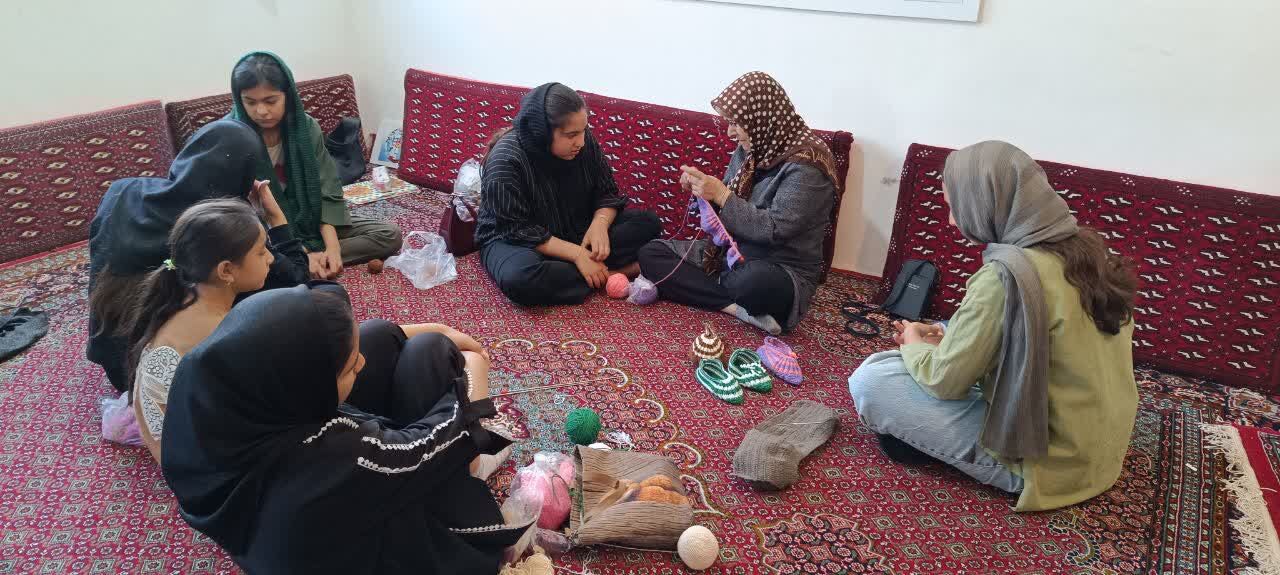 مسجد جامع «چاج» کانون پویایی و همدلی اهالی روستا/ از کلاس‌های هنری تا پرچم‌گردانی شبانه