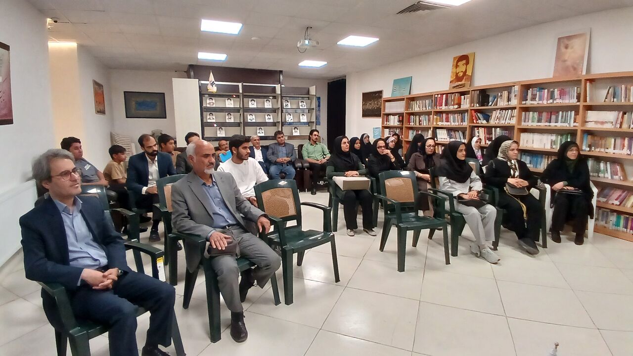 محفل ادبی «شب حافظ» با حضور شاعران بیرجندی برگزار شد