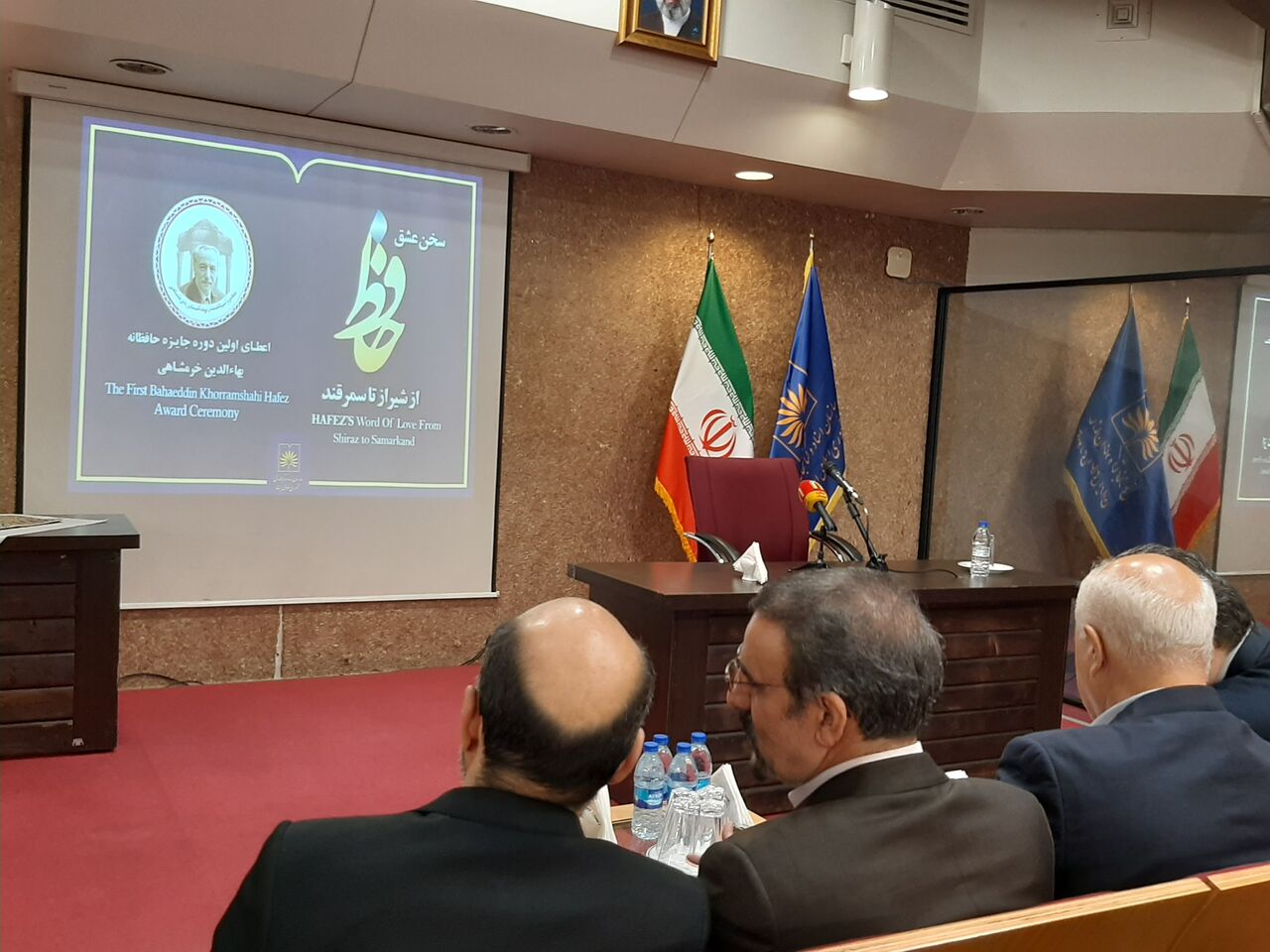 امیرخانی: حافظ ایرانیترین شاعر ایران است
