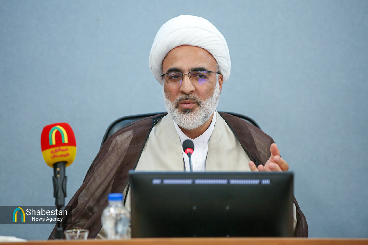 حجت الاسلام بهمن: مبارزه با جنگ شناختی برتر اقدامات نظامی است/حجتالاسلام ملانوری: سنگر روایت درست را ترک کنیم دشمن آن را پر میکند