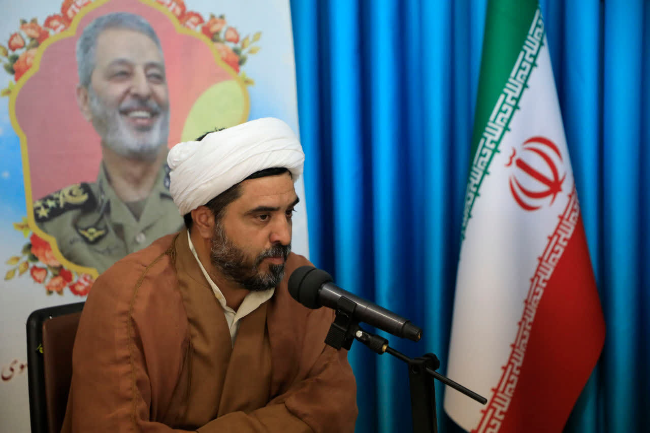 تبیین دستاوردهای انقلاب، رسالت مهم افسران جنگ نرم در ارتش است