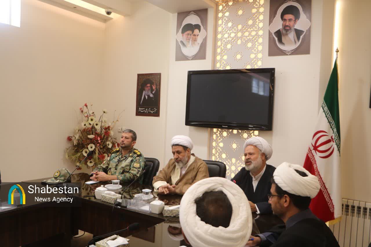 دیدار حوزه عقیدتی سیاسی ارتش با امام جمعه کرمان