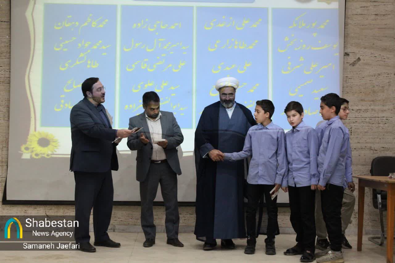 حفظ سالانه بیش از ۳۸ هزار صفحه قرآن در کانون قرآتی برهان مشهد؛ رونمایی از طرحهای سهساله و پنجساله حفظ