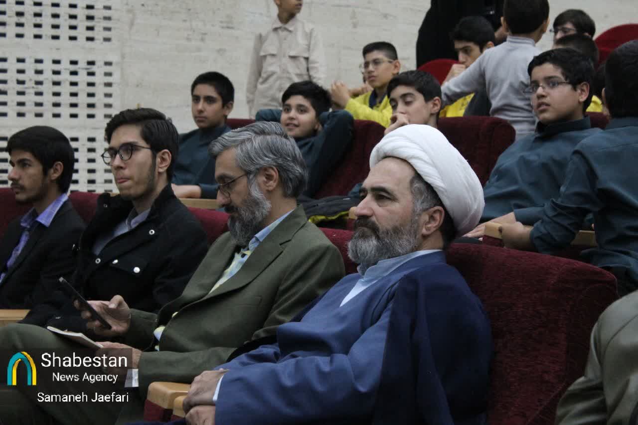 حفظ سالانه بیش از ۳۸ هزار صفحه قرآن در کانون قرآتی برهان مشهد؛ رونمایی از طرحهای سهساله و پنجساله حفظ
