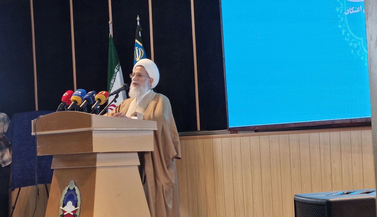 حاج‌علی‌اکبری: اعتکاف، فرصت فعال‌سازی ظرفیت‌های مسجدی/محمدحسنی: ضرورت مشارکت همه ارکان نظام&nbsp;در گسترش اعتکاف