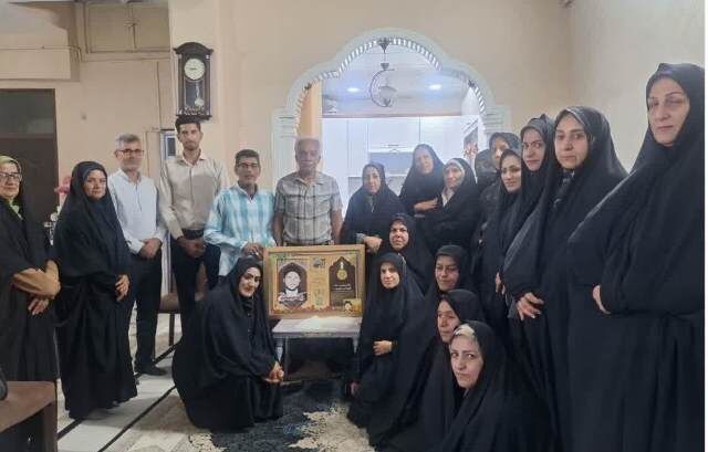 مسجدی‌های روستای فدشکویه پای درس ایثار خانواده شهدا نشستند