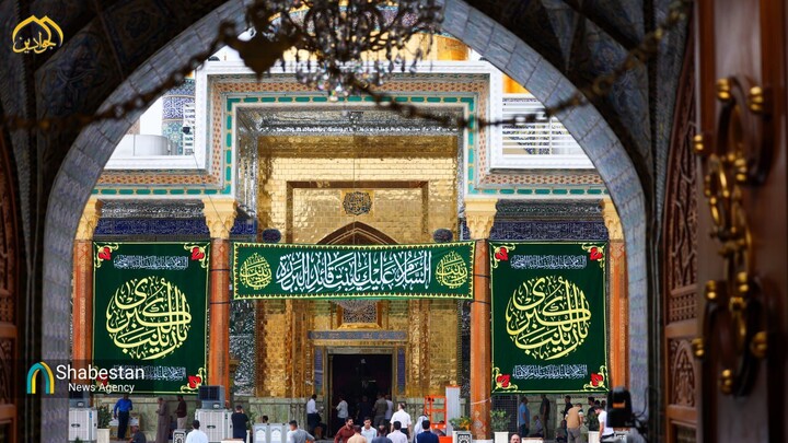 حرم مطهر کاظمین به مناسبت میلاد حضرت زینب(س) آذین بندی شد