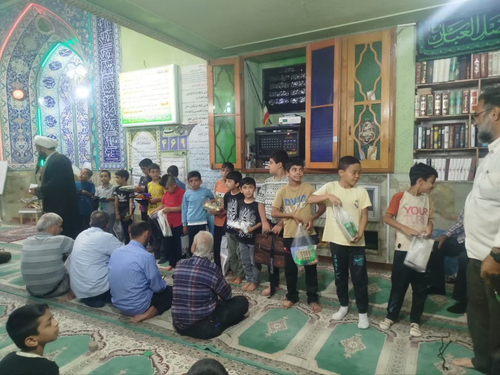 تجلیل از اعضای برتر کانون فرهنگی هنری «عاشقان ولایت»