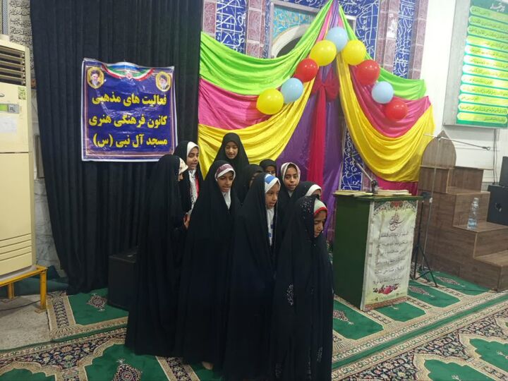 برگزاری مراسم بزرگداشت ولادت حضرت زینب (س) در کانون مسجد آل‌النبی (ع) بمپور