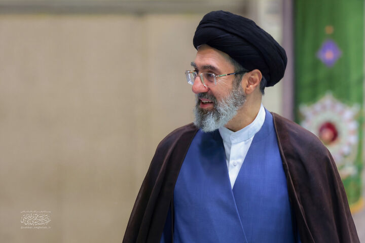 نماز چگونه دلبستگی ما به دنیا را درمان می‌کند؟