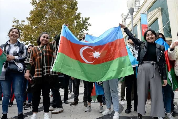 انیمیشن لگویی از انجام دستورات صهیونیست‌ها توسط الهام علی‌اف