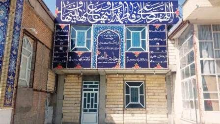 کانون «شهداء» زرقان، مسجد را به قرارگاه کتاب و یادگیری پیوند زد