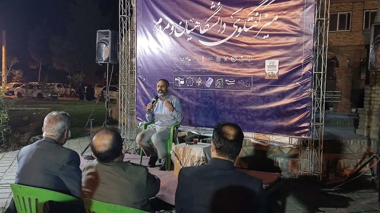 ایران و جریان مقاومت در کنار یکدیگر ایستادهاند