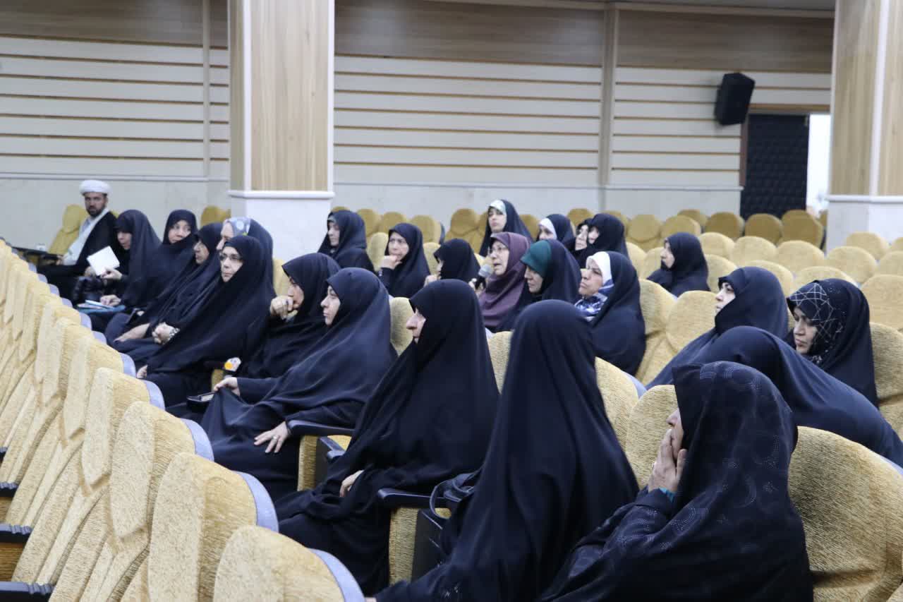 تأکید رئیس مرکز رسیدگی به امور مساجد استان تهران بر نقش بانوان در مدیریت و ارتقای کارکردهای مسجد