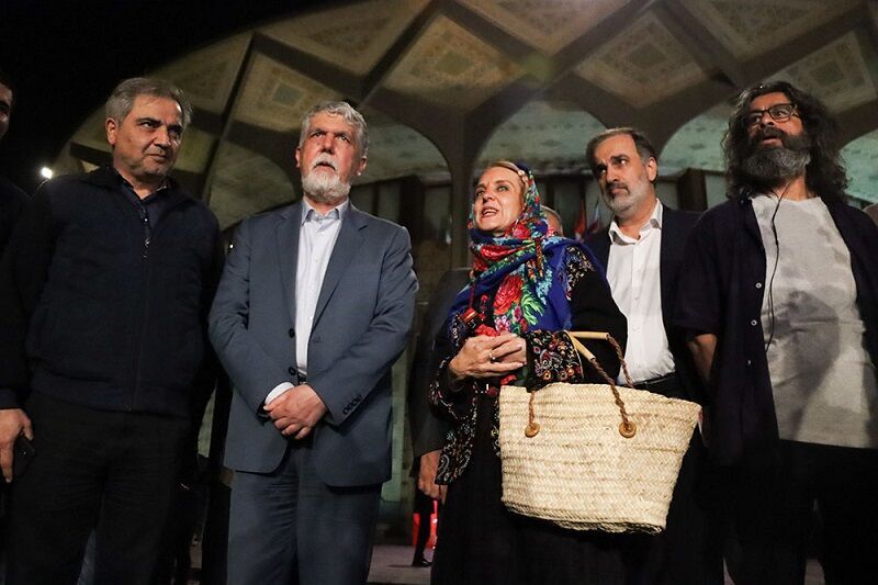 وزیر فرهنگ به گردهمایی عروسک‌ها آمد