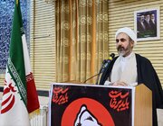 معلمان، محور تربیت نسل آینده ایران هستند