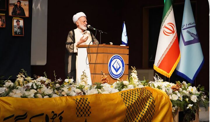 علم باید در خدمت حل مسائل جامعه باشد
