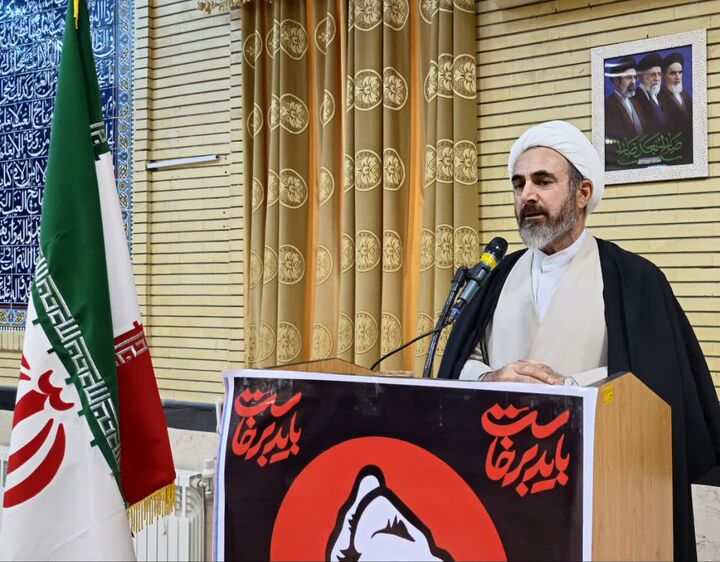 معلمان، محور تربیت نسل آینده ایران هستند
