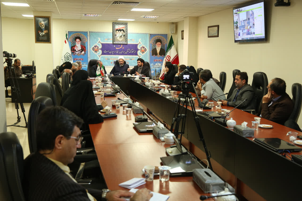 اعزام ۴۰۰ نفر از خادمان بقاع متبرکه و بازنشستگان اوقاف به کربلای معلی