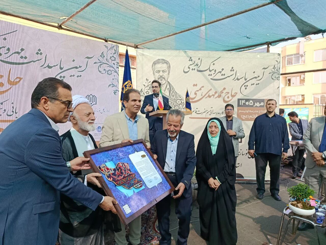 توسعه مراکز درمانی و آموزشی، گامی ماندگار در خدمت به مردم است