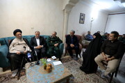 دیدار آیت‌الله نورمفیدی با خانواده دو سردار شهید گلستان