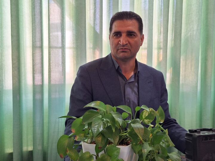 قیمت زرشک و بازار فروش؛ دو دغدغه اصلی کشاورزان قاینات است