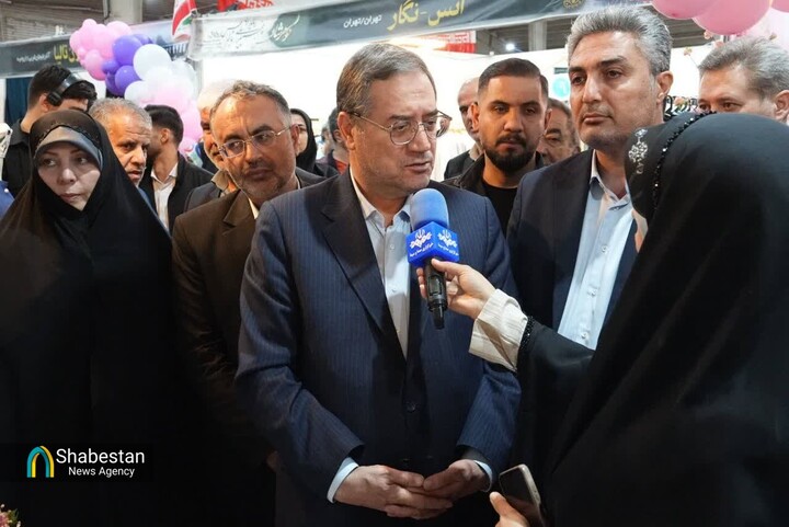 تبدیل نمایشگاه‌های پوشاک به بستری برای اشتغال جوانان ضروری است