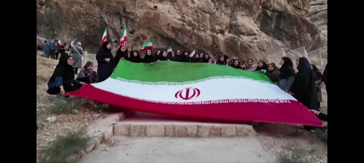 تنگ چوگان؛ طنین رجز نسل جوان در یادمان پیروزی ایران بر روم