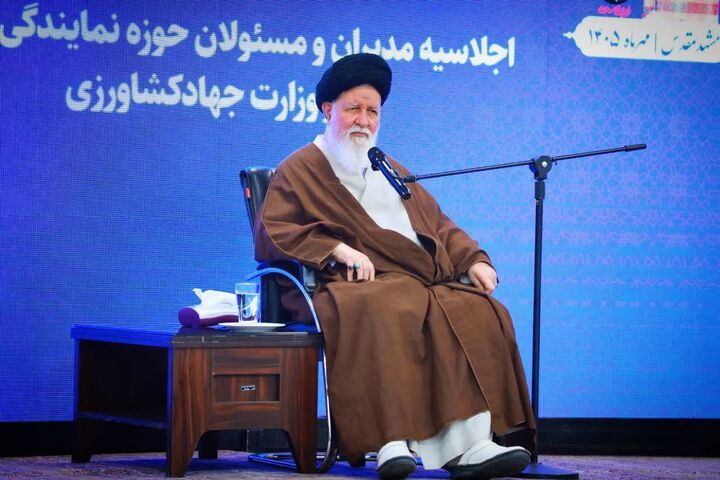 اسلام و شیعه اکنون با حجمی از تهاجم روبرو شده که در هیچ دوره‌ای از تاریخ سابقه نداشته است