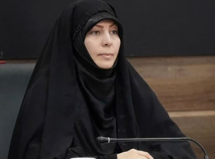 عرضه پارچه به قیمت کارخانه و دوخت رایگان چادر در ارومیه / ثبت «گوهرشاد» در تقویم ملی و مشارکت ۱۷ استان
