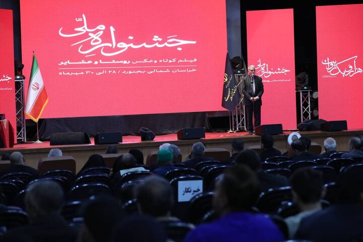 فرهنگ و هنر می‌تواند روستا را از حاشیه به متن آورد