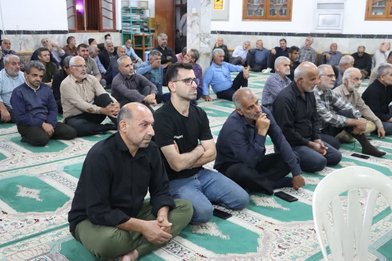 صبر و بصیرت فاطمی؛ چراغ راه عبور از توطئه‌های دشمنان است/ ملت ایران با الهام از مکتب زهرا (س) در برابر استکبار ایستاده‌اند