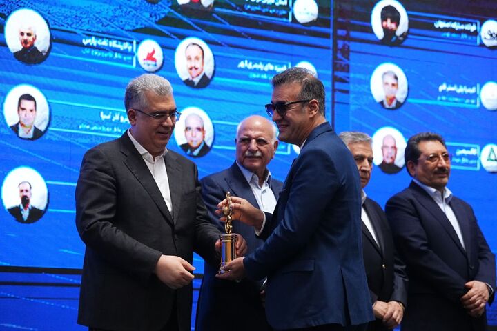 الیاف تندگویان در مسیر بازارهای جهانی؛ کسب عنوان صادرکننده نمونه ملی
