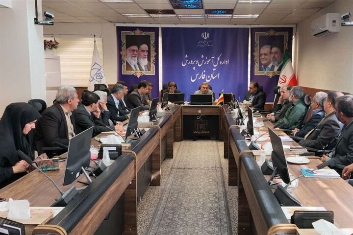 زنگی برای استکبارستیزی؛ مدارس فارس آماده ۱۳ آبان می‌شوند