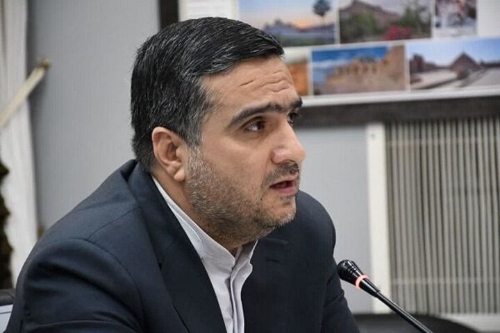 سخنگوی کمیسیون بهداشت: مجلس علت افزایش قیمت دارو را پیگیری کند