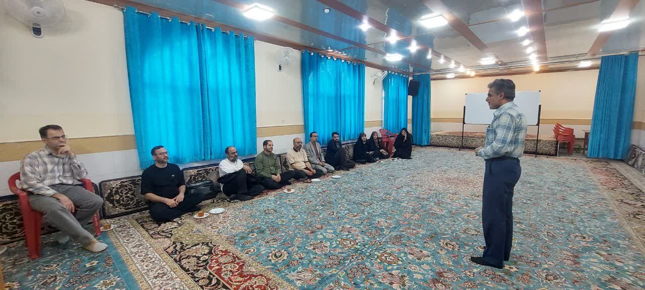 بازدید مدیران ستادی کانون‌های مساجد کشور از ظرفیت های رسانه ای کانون امام زمان(عج) و مؤسسه جوانه آران و بیدگل