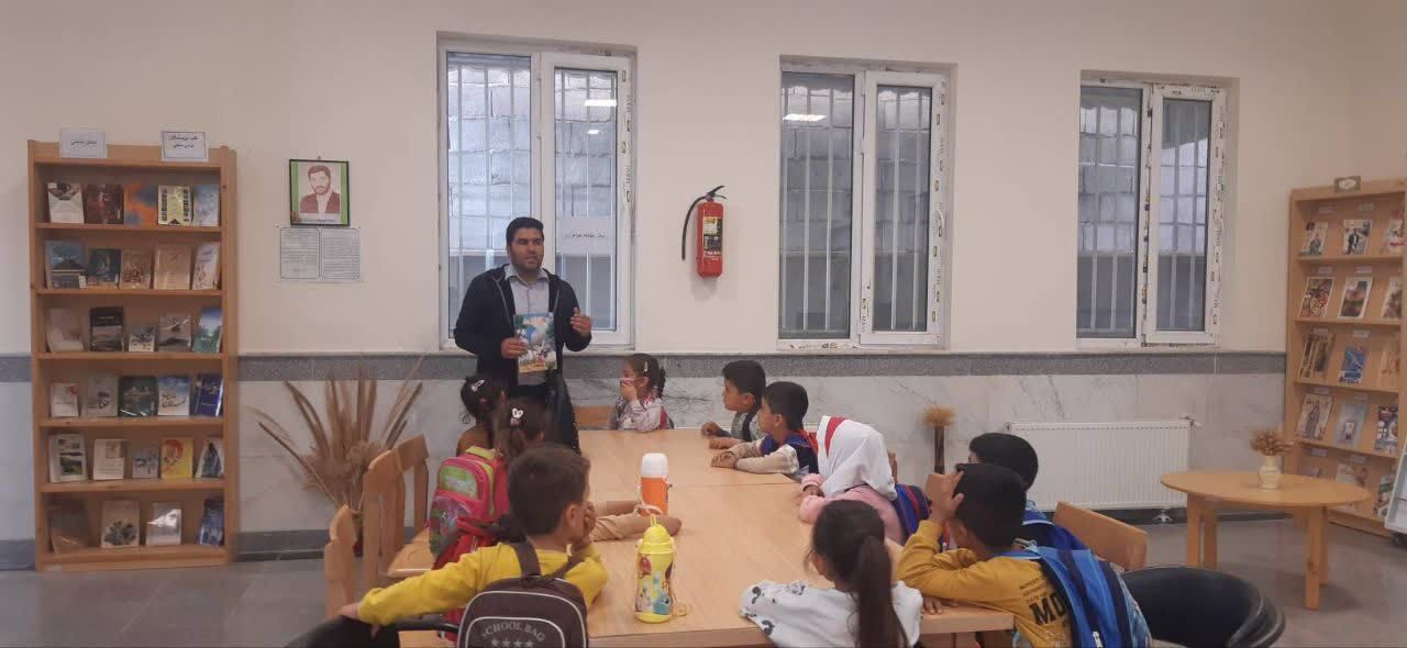 قصهها، بازیها و دنیای کتاب؛ کودکان روستای کلکش مهمان کتابخانه شهید نوروزنژاد شدند