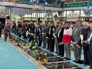 گلباران مزار شهدا رشت به مناسبت آغاز هفته پدافند غیرعامل در گیلان